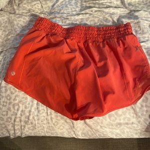 Lululemon hotty hot LR size 6